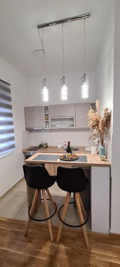 Apartament Delena